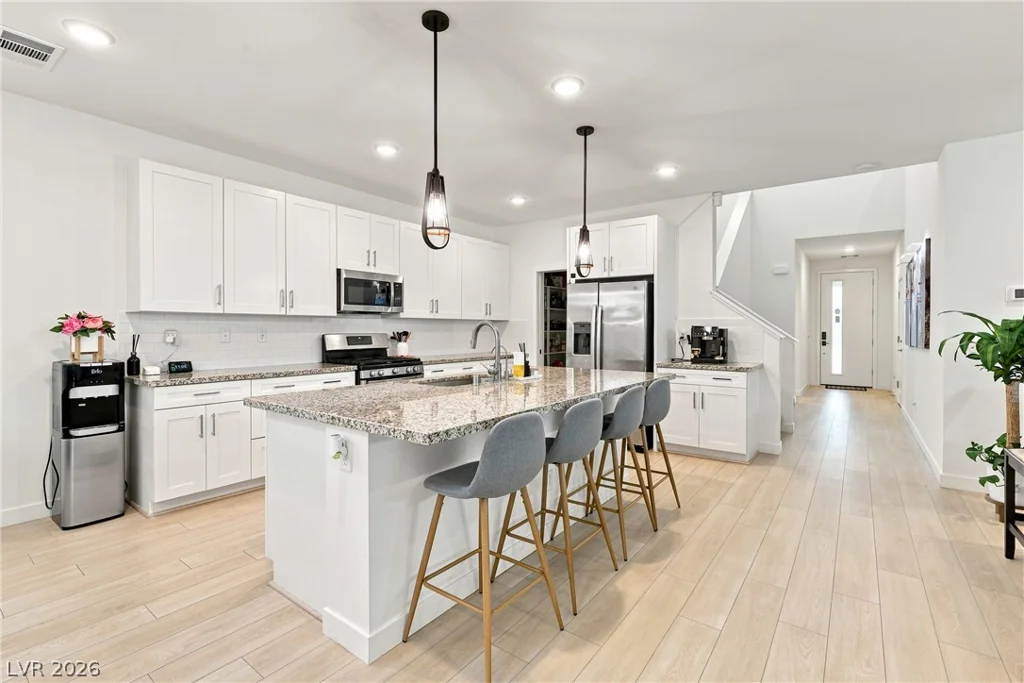 709 Emerson Creek, North Las Vegas, NV 89084