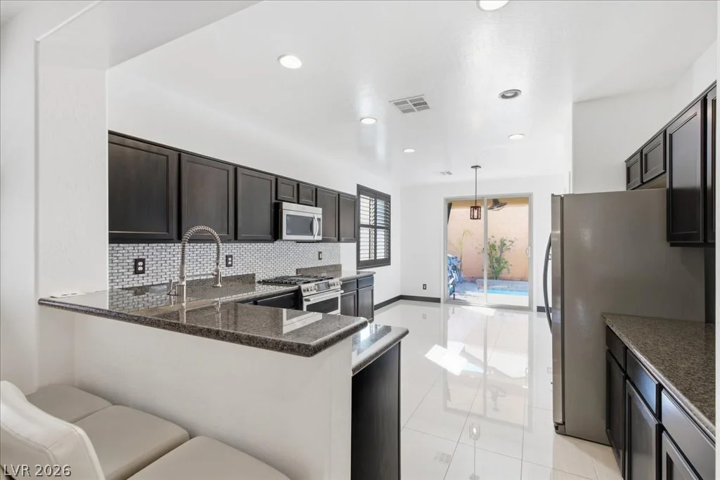 369 Hillhead, Las Vegas, NV 89148