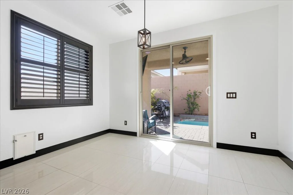 369 Hillhead, Las Vegas, NV 89148