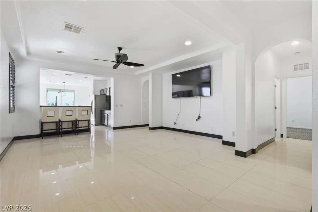 369 Hillhead, Las Vegas, NV 89148