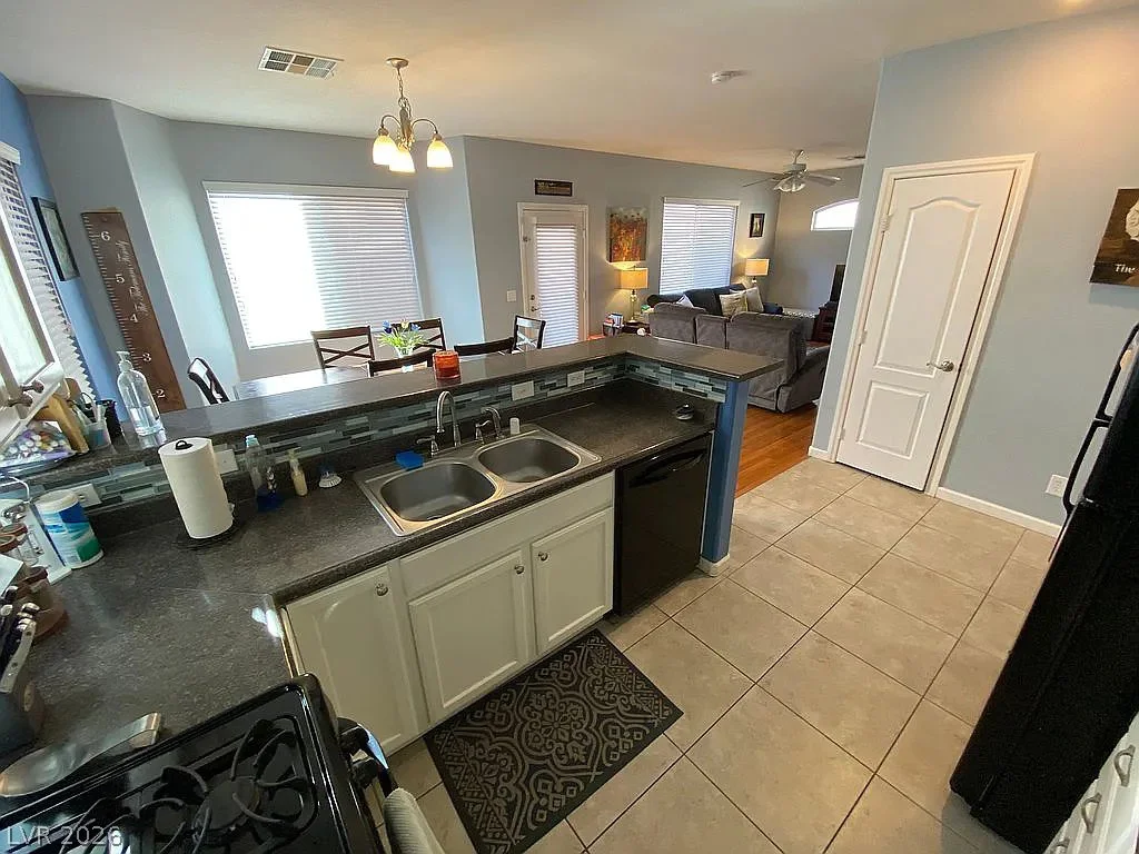 8579 Nature Scene, Las Vegas, NV 89139