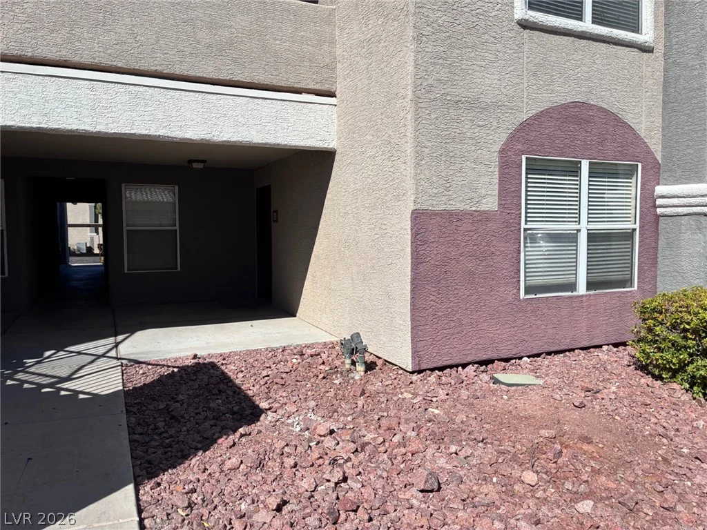 5055 Hacienda, Las Vegas, NV 89118