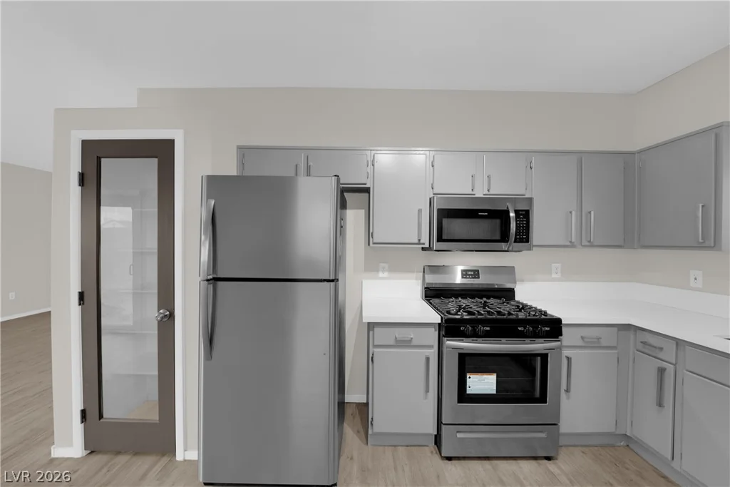 2653 Thunder Struck, North Las Vegas, NV 89030