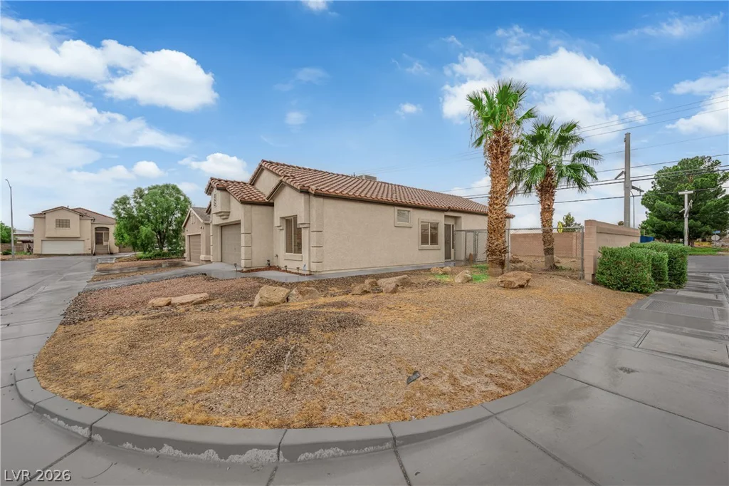2653 Thunder Struck, North Las Vegas, NV 89030