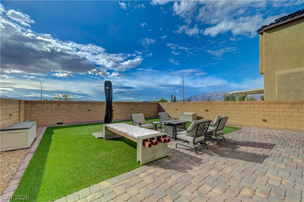 6629 Rockhouse, North Las Vegas, NV 89086