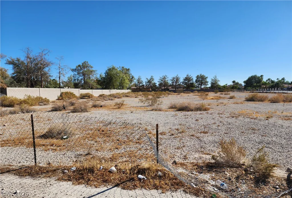 5325 Rome, Las Vegas, NV 89131