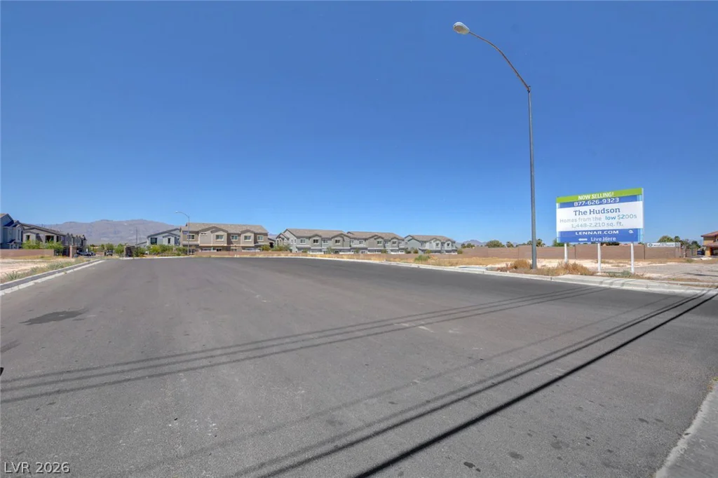 2455 Sunflower Days, North Las Vegas, NV 89031