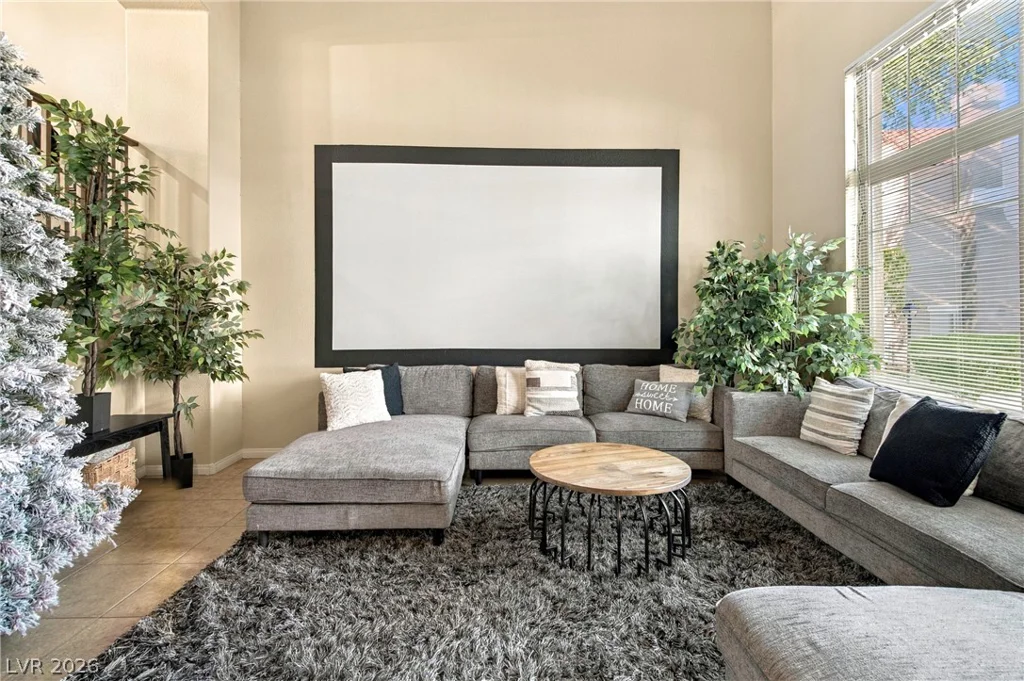 2752 Fountain Vista, Henderson, NV 89074