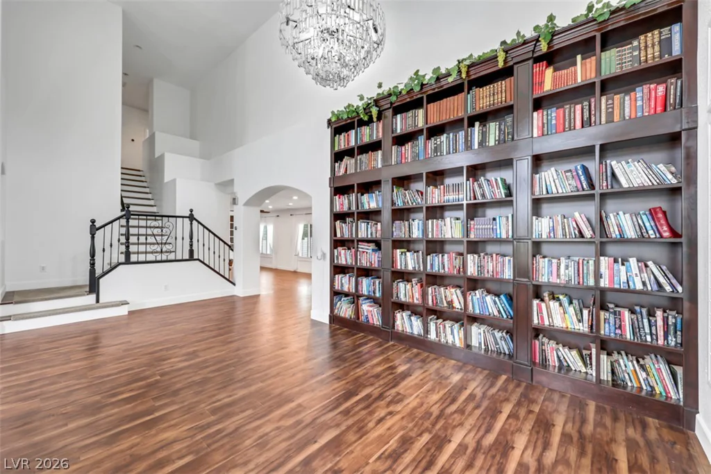 10779 Crown, Las Vegas, NV 89141