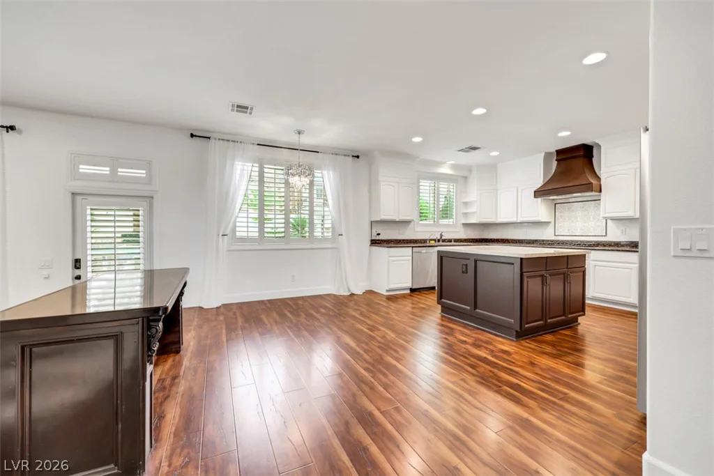 10779 Crown, Las Vegas, NV 89141