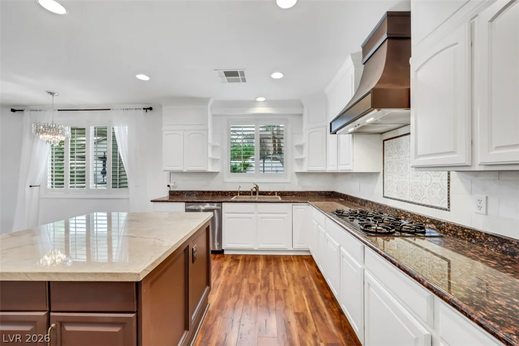 10779 Crown, Las Vegas, NV 89141
