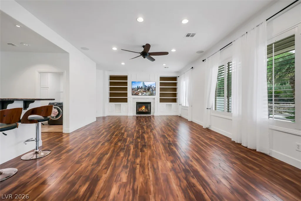 10779 Crown, Las Vegas, NV 89141