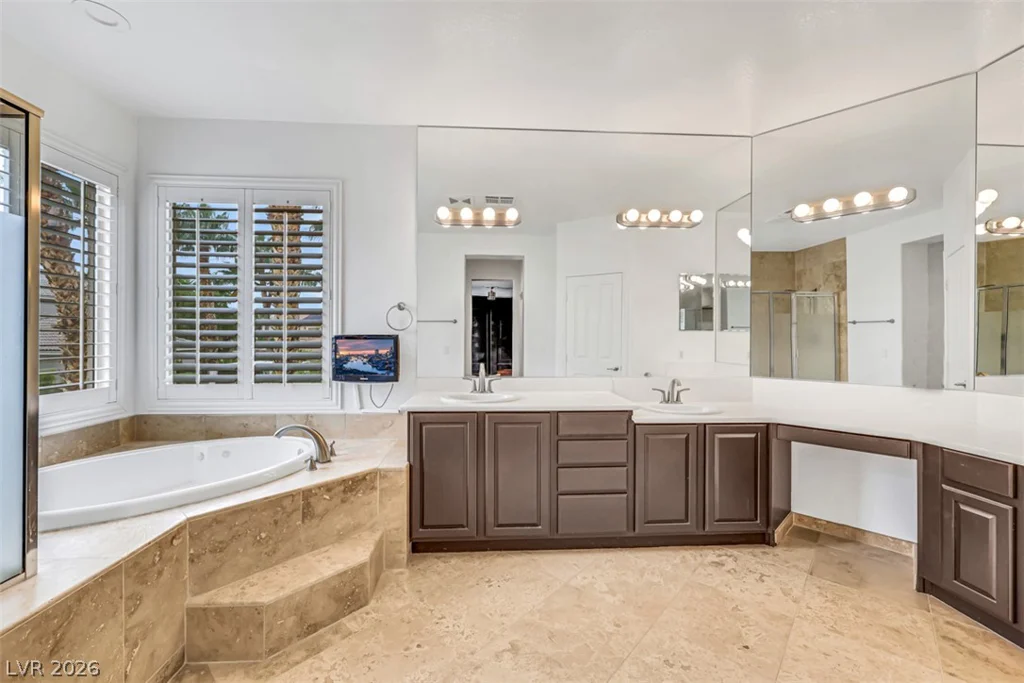 10779 Crown, Las Vegas, NV 89141
