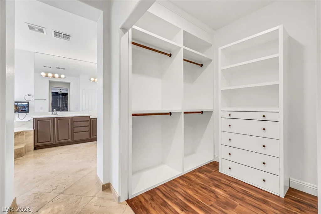 10779 Crown, Las Vegas, NV 89141