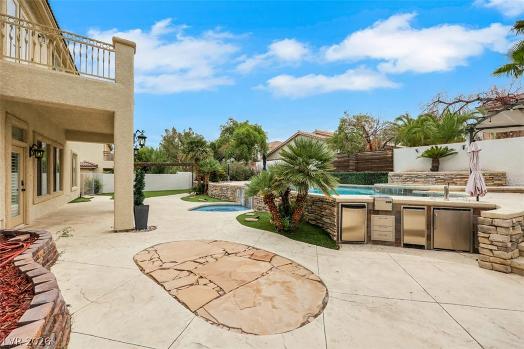 10779 Crown, Las Vegas, NV 89141