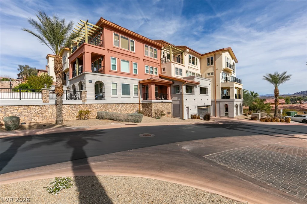 64 Strada Principale, Henderson, NV 89011
