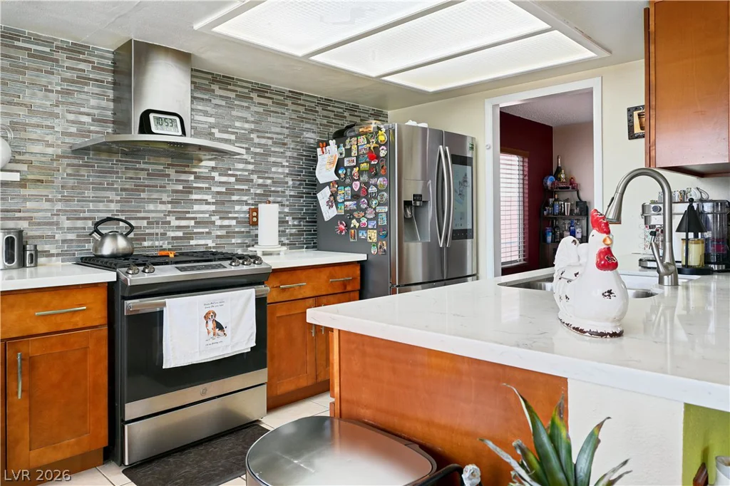 6205 Warm River, Las Vegas, NV 89108