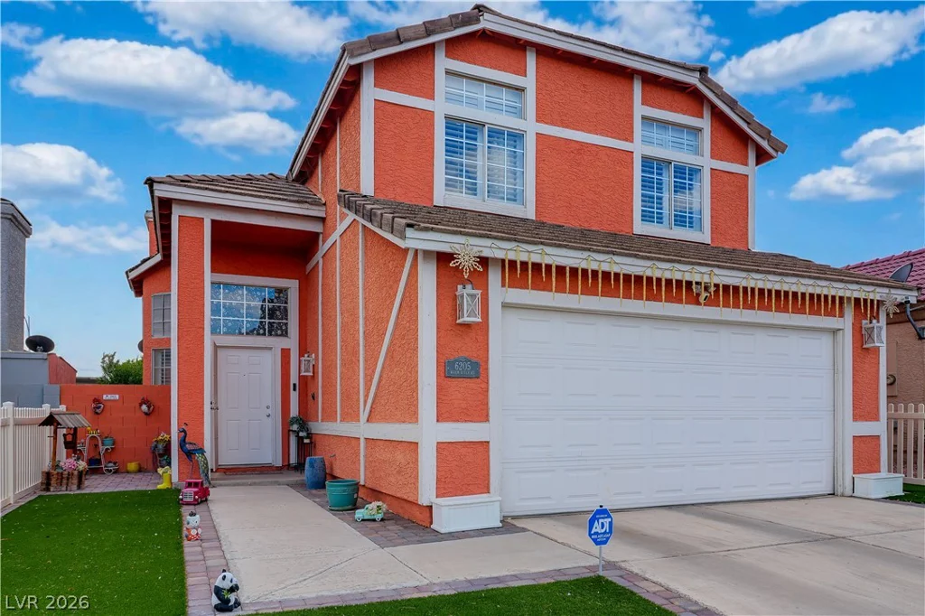 6205 Warm River, Las Vegas, NV 89108