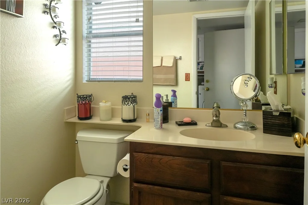 6205 Warm River, Las Vegas, NV 89108