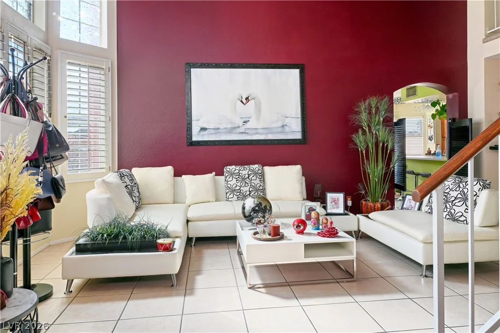 6205 Warm River, Las Vegas, NV 89108