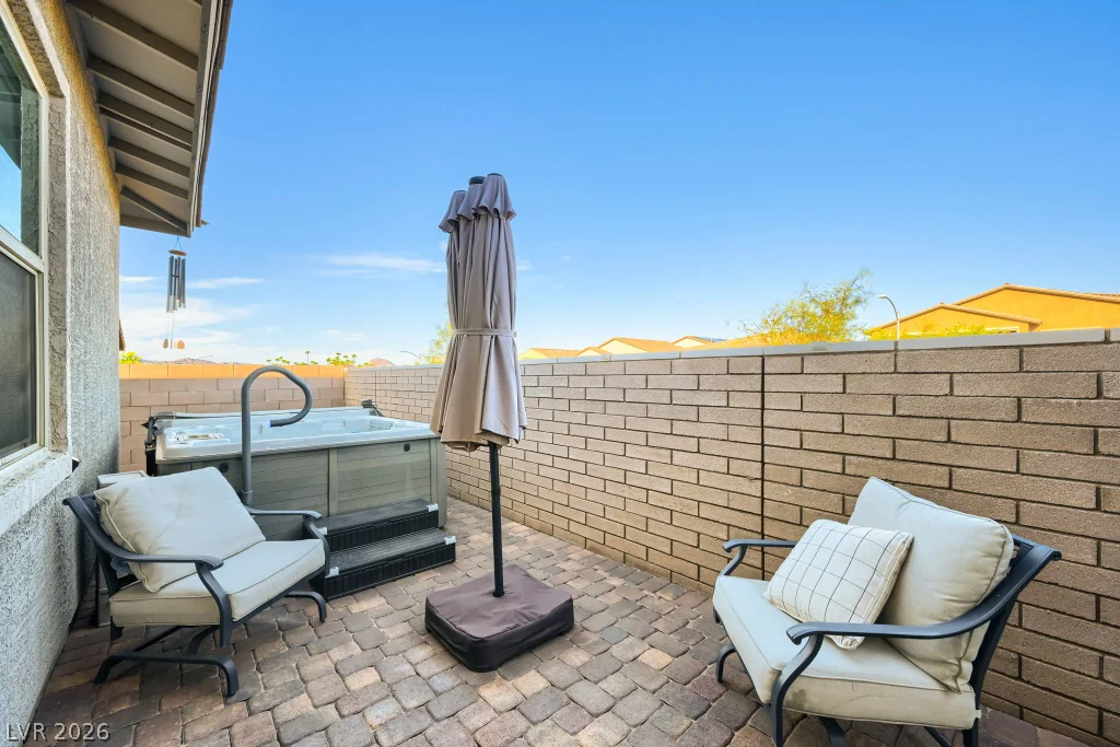752 Dorsey Falls, Henderson, NV 89011
