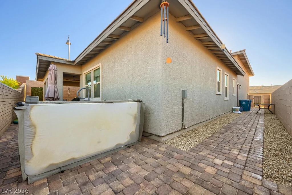 752 Dorsey Falls, Henderson, NV 89011