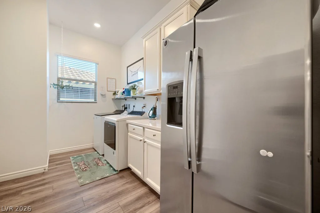 752 Dorsey Falls, Henderson, NV 89011