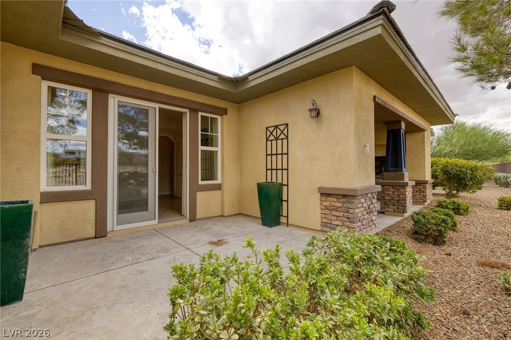 11280 Granite Ridge, Las Vegas, NV 89135