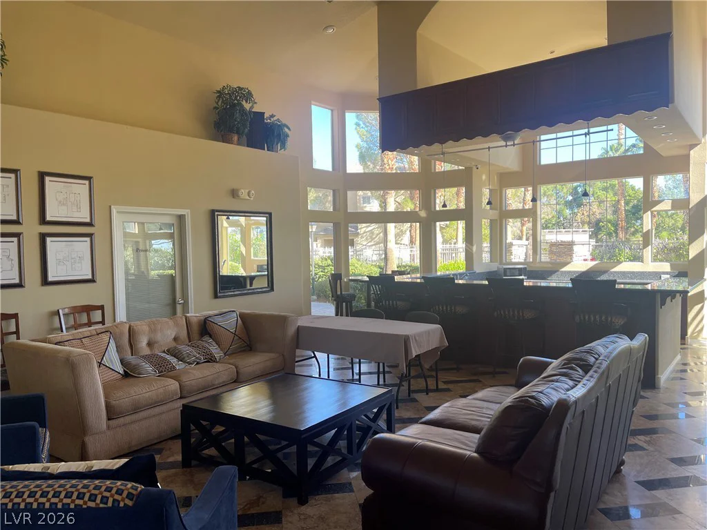 1617 Queen Victoria, Las Vegas, NV 89144
