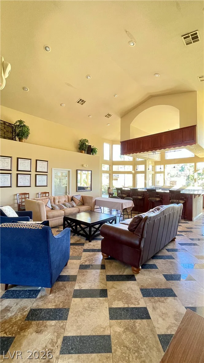 1617 Queen Victoria, Las Vegas, NV 89144