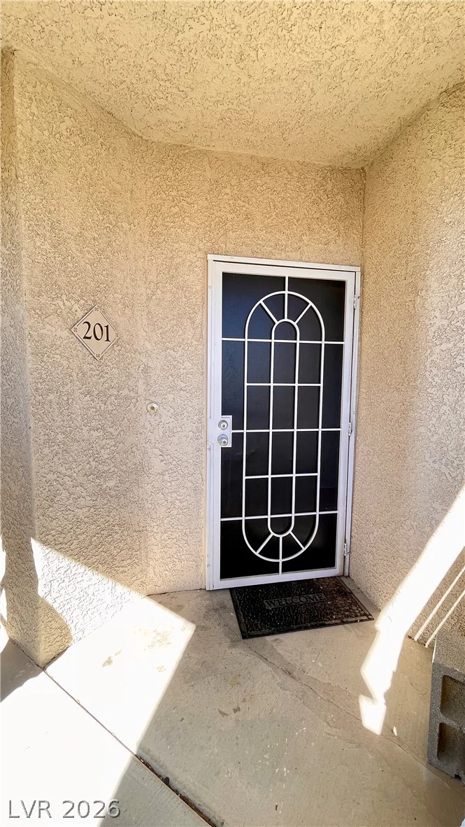1617 Queen Victoria, Las Vegas, NV 89144