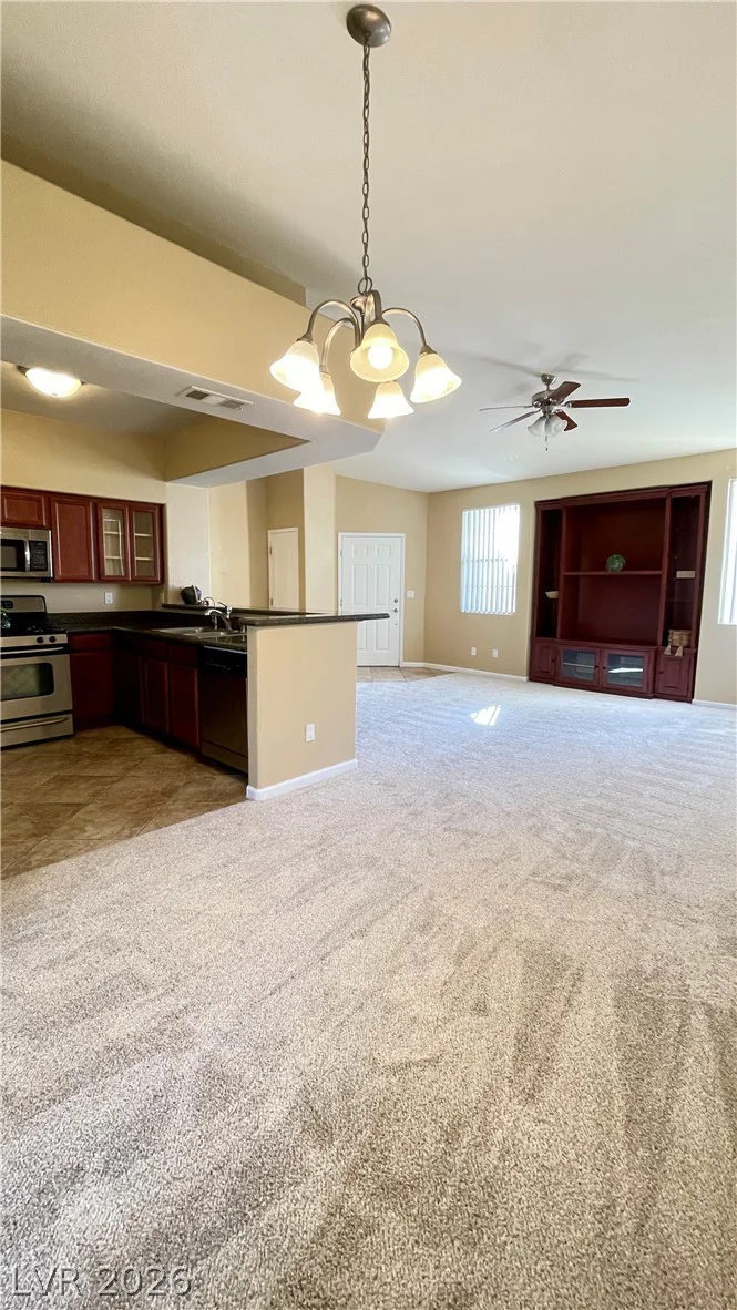 1617 Queen Victoria, Las Vegas, NV 89144