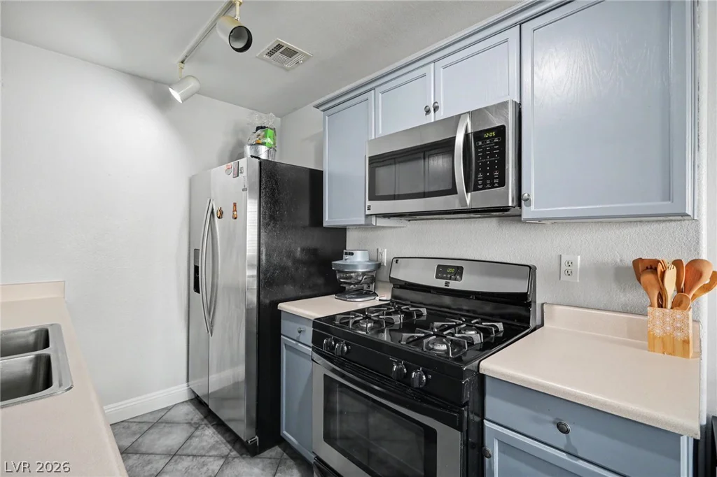 5330 Charleston, Las Vegas, NV 89142