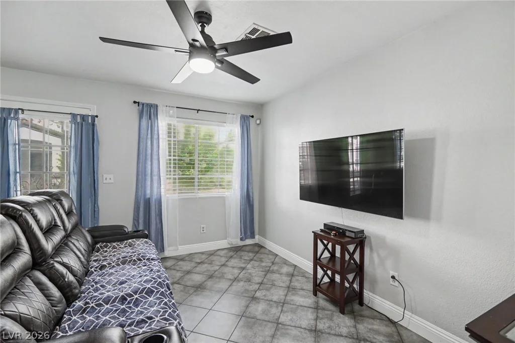5330 Charleston, Las Vegas, NV 89142