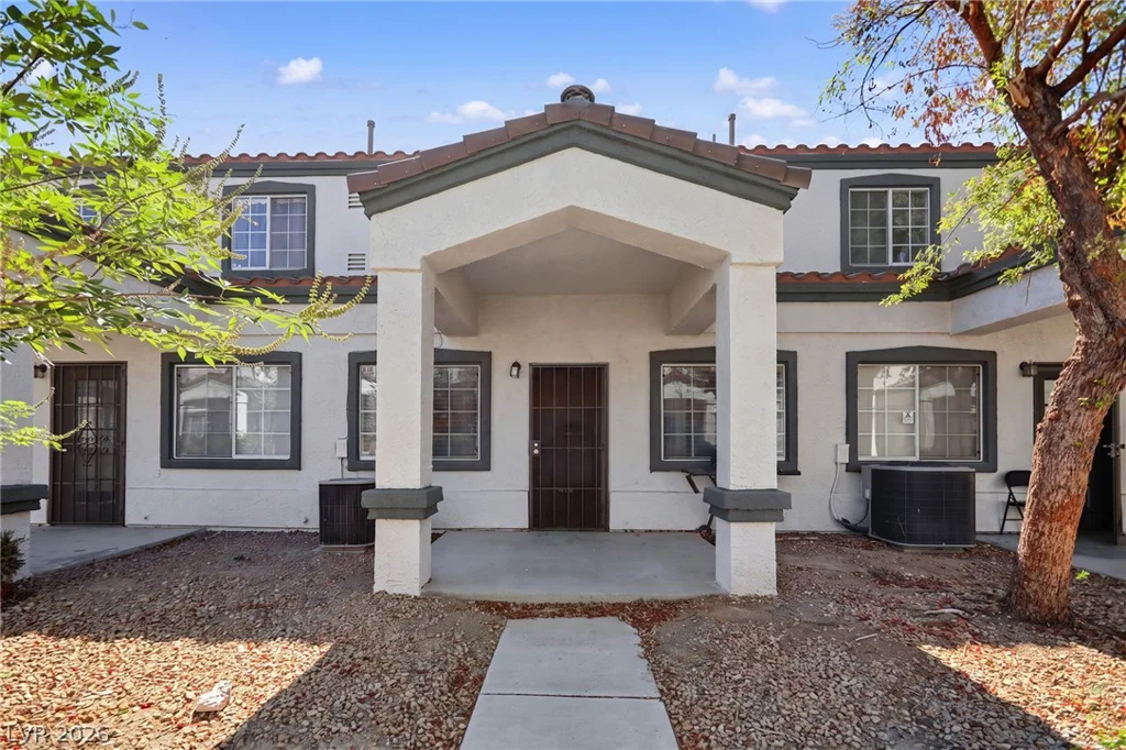 5330 Charleston, Las Vegas, NV 89142