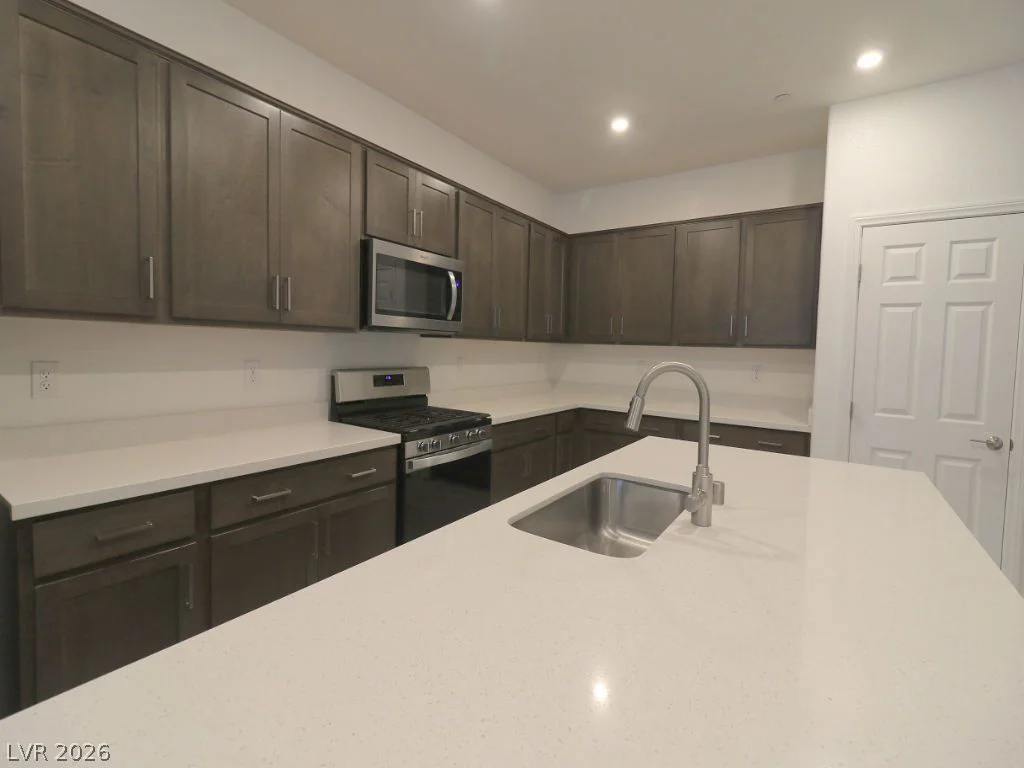 374 Hellebores, North Las Vegas, NV 89084