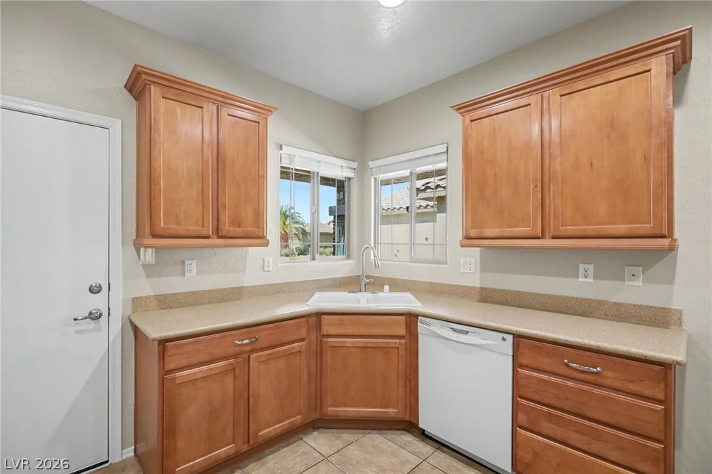 5976 Wheat Penny, Las Vegas, NV 89122