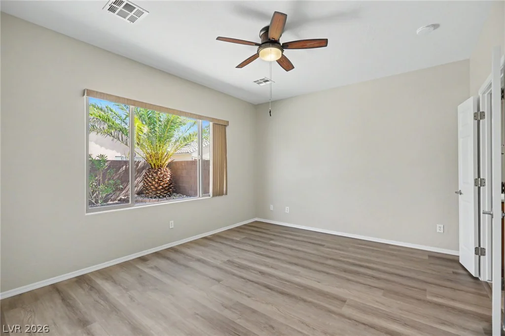 5976 Wheat Penny, Las Vegas, NV 89122