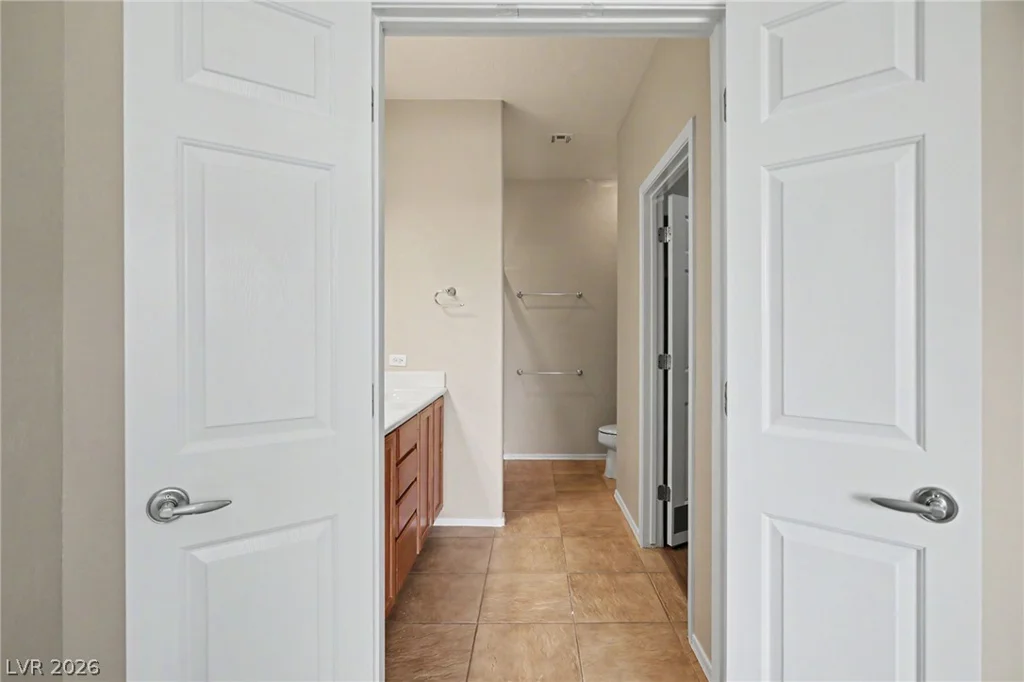 5976 Wheat Penny, Las Vegas, NV 89122