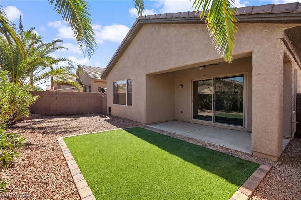 5976 Wheat Penny, Las Vegas, NV 89122