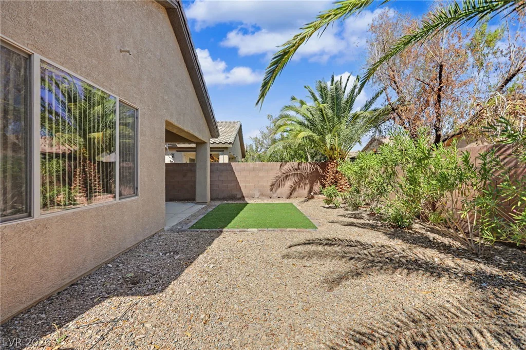 5976 Wheat Penny, Las Vegas, NV 89122
