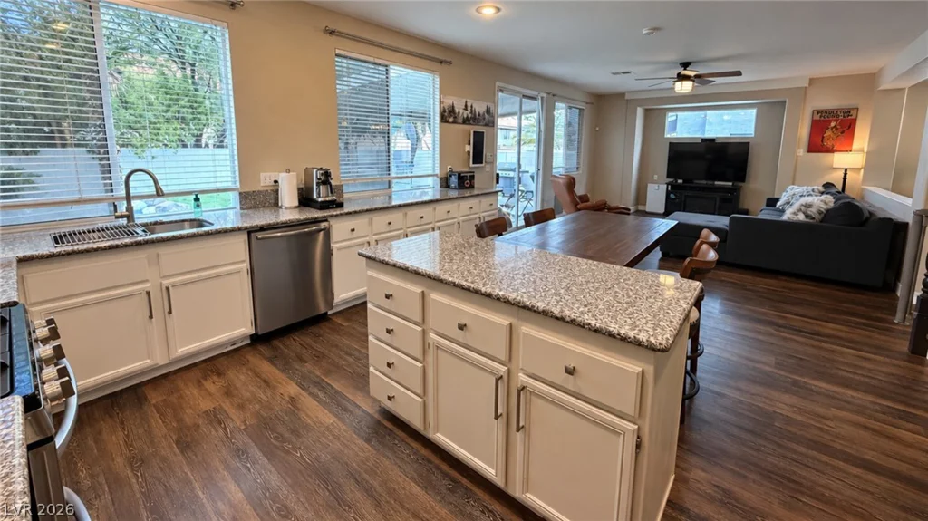 1138 Port Sunlight, Henderson, NV 89014