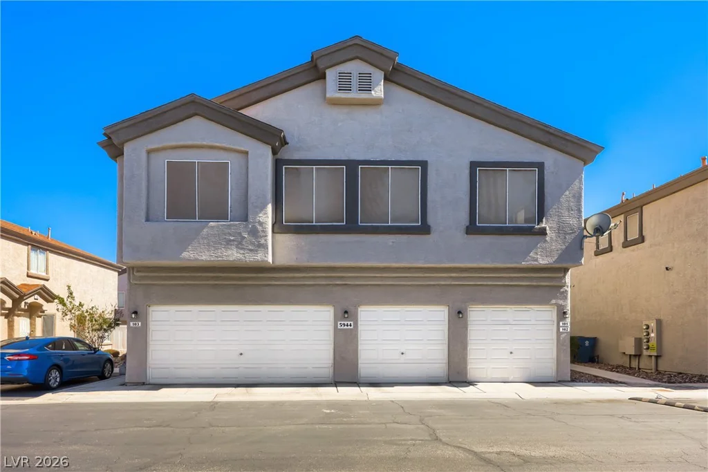5944 Trickling Descent, Henderson, NV 89011