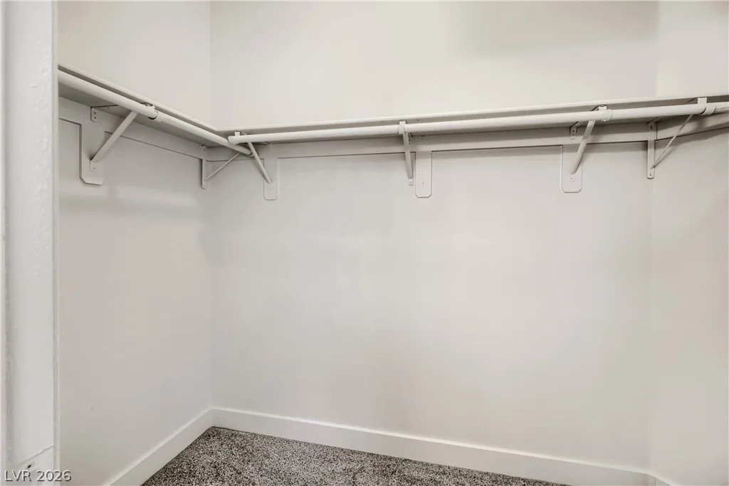 5944 Trickling Descent, Henderson, NV 89011