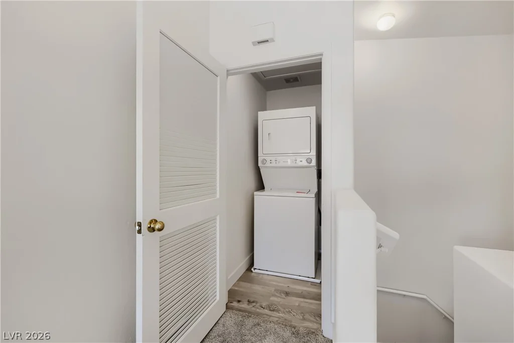 5944 Trickling Descent, Henderson, NV 89011