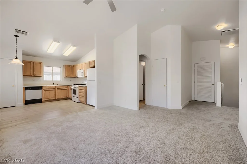 5944 Trickling Descent, Henderson, NV 89011