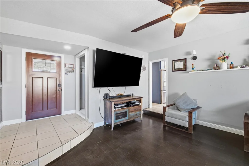 7624 Alina, Las Vegas, NV 89145