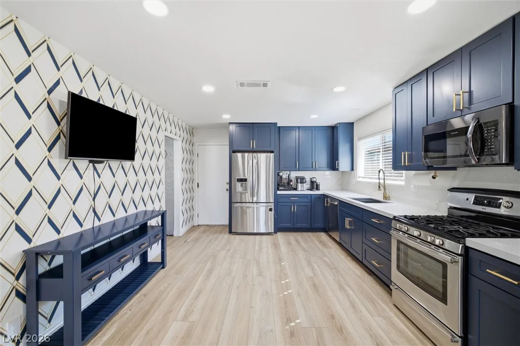 7624 Alina, Las Vegas, NV 89145