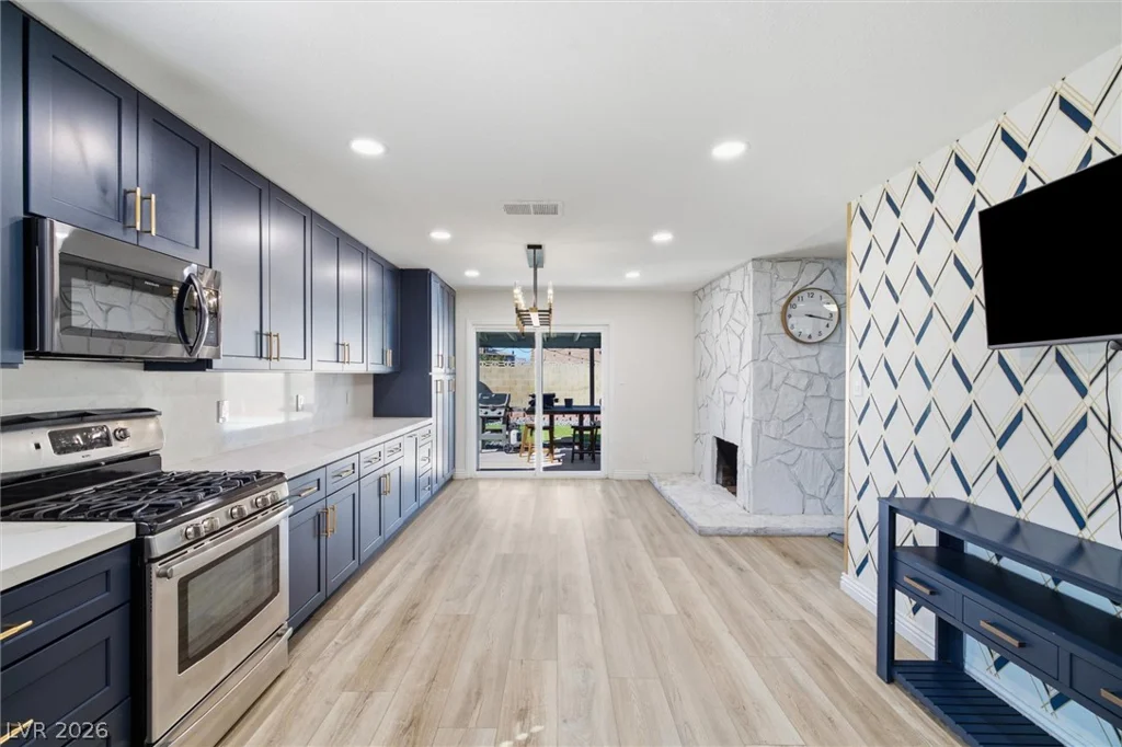 7624 Alina, Las Vegas, NV 89145