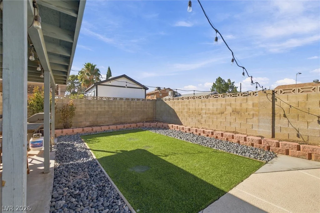 7624 Alina, Las Vegas, NV 89145